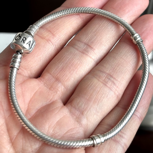 Pandora silver bracelet - Picture 3 of 4